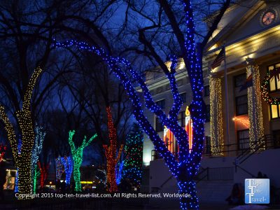Gorgeous-christmas-lights-at-prescott-courthouse